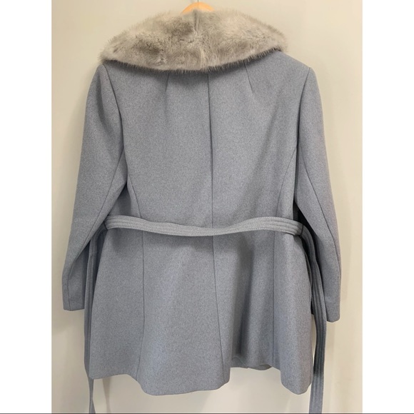 Vintage Women’s Fur Trim Wool Coat - Picture 6 of 11